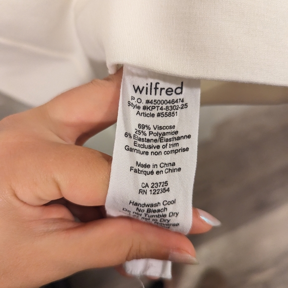 Wilfred white v-neck dress - Picture 3 of 3